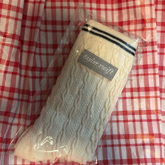 BRAND NEW IN BAG | Taylor Swift | Folklore Cardigan Socks - Picture 1 of 3